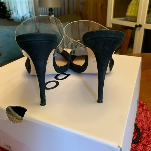 Aldo Black Heels - Picture 4 of 4